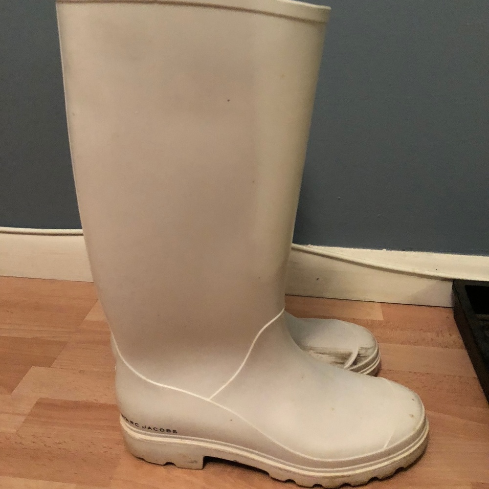 Gently Used White Marc Jacobs rain boots